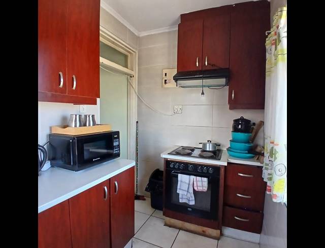 2 BEDROOM APARTMENT FOR SALE IN MONTCLAIR